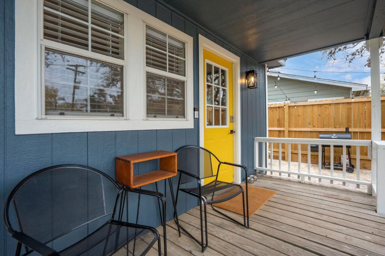 New! The Yellow Door- Downtown W/ River Access Hébergement de vacances