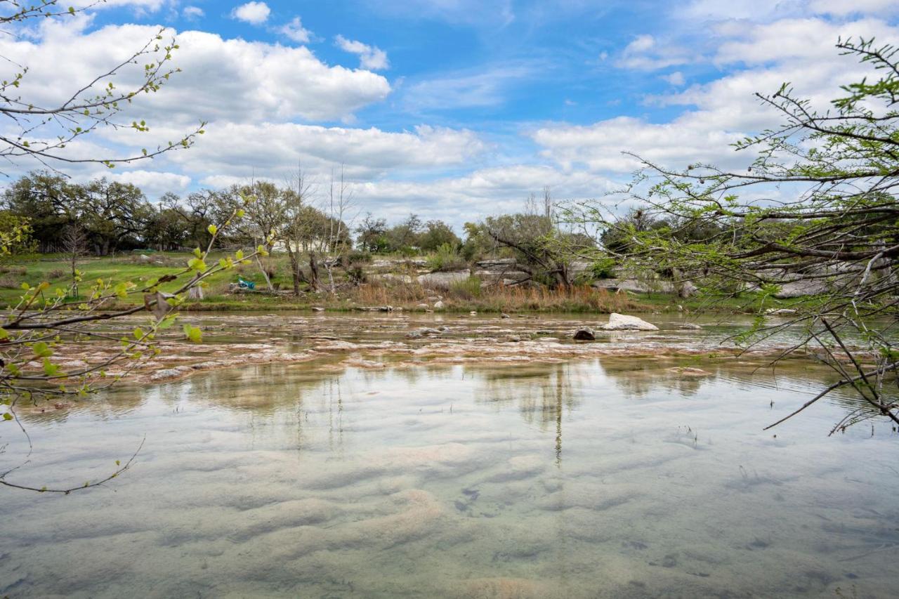 Hébergement de vacances New! The Yellow Door- Downtown W/ River Access Wimberley